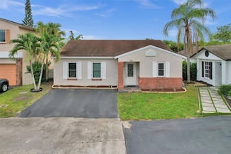 781 W Beckley Square, Davie, FL 33325