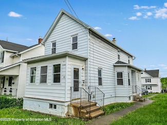 311 Oleckna St, Throop, PA 18512