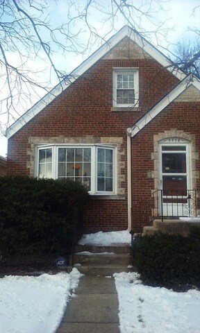 3536 N Panama Ave, Chicago, IL 60634