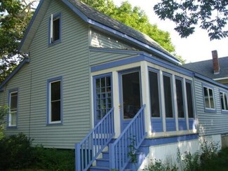 35 Ledgewood St, Peaks Island, ME 04108