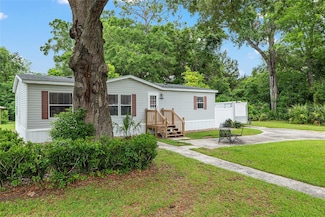 610 NW 251st St, Newberry, FL 32669