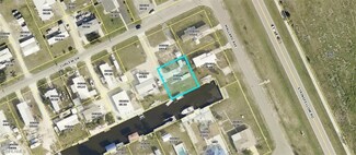 4761 Curlew Dr, Saint James City, FL 33956