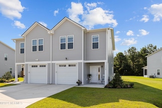 112 Pasture Ln Unit B, Peletier, NC 28584