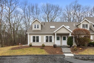 64 Pines Edge Dr, Northampton, MA 01060