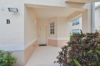 4254 Vicenza Dr Unit B, Venice, FL 34293