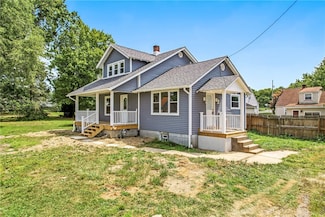 674 Deforest Ct, Sharon, PA 16146