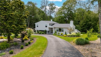 50 Maureen Dr, Smithfield, RI 02917