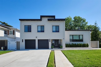 929 Jewel Dr, Valley Stream, NY 11581