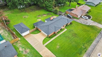 3719 Galleria Oaks Dr, Texarkana, TX 75503