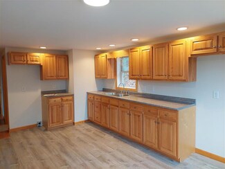 191 Old State Rd, Charlestown, NH 03603