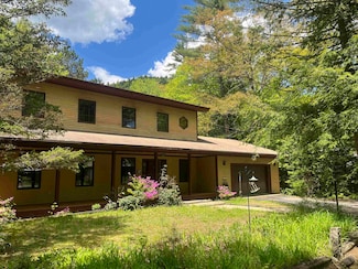 45 W Side Woods Rd, Bartlett, NH 03812