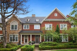 4215 Linden Tree Ln, Glenview, IL 60026