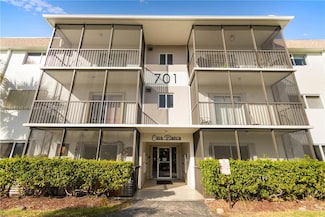 701 NE 1st Ct Unit 209, Hallandale Beach, FL 33009