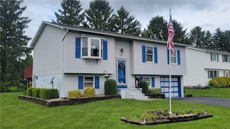 880 Lansberry Ct, Somerset, PA 15501