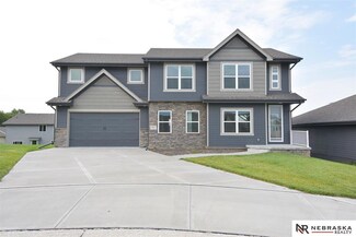 2013 Gindy Cir, Bellevue, NE 68147