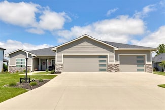 2741 NW 82nd Ave, Ankeny, IA 50023