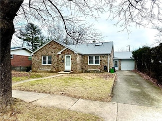 829 N 25th St, Allentown, PA 18104