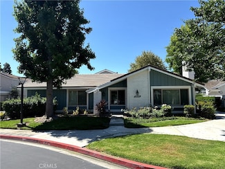 2010 W Summer Wind, Santa Ana, CA 92704