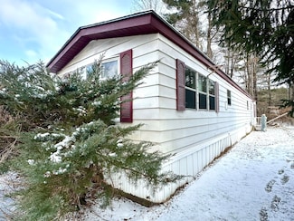 20 Finch St, Keene, NH 03431
