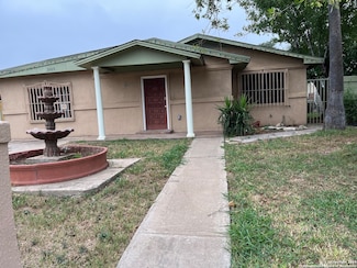1005 Chaparral St, Laredo, TX 78041