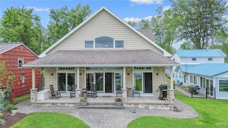 32 Coblesub Rd, Central Square, NY 13036