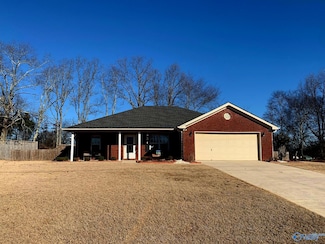 14738 Sara Beth Dr, Harvest, AL 35749