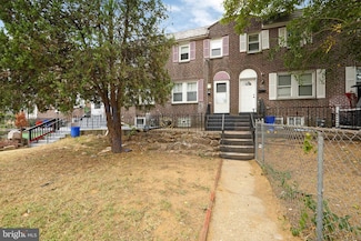 477 Raritan St, Camden, NJ 08105