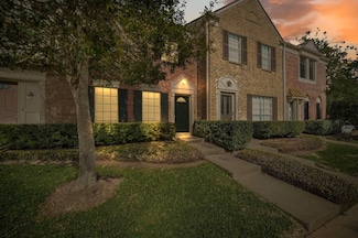 2930 Williams Grant St, Sugar Land, TX 77479