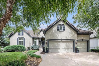 10818 W 145th Terrace, Overland Park, KS 66221