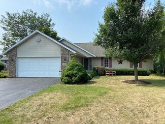 1004 Kingsway Ln, Byron, IL 61010