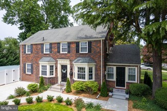 207 W Crystal Lake Ave, Haddonfield, NJ 08033