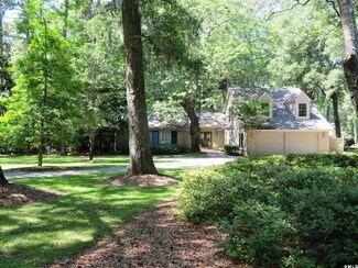 18 Gloucester Rd Unit Shipyard, Hilton Head Island, SC 29928