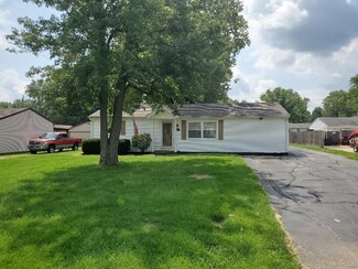 203 Center Dr, Mooresville, IN 46158