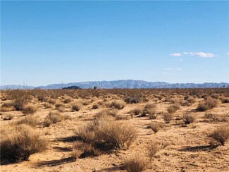 2 Mercury Dr, Joshua Tree, CA 92252