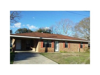 1616 Kings Dr, Kinder, LA 70648