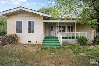 1022 Smith St, Bakersfield, CA 93307