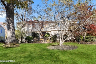 5 Karen Ct, West Long Branch, NJ 07764