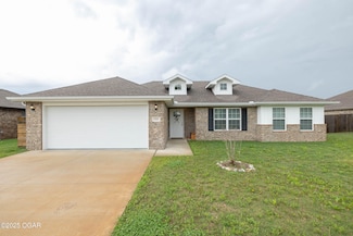 2006 Eagle Dr, Neosho, MO 64850