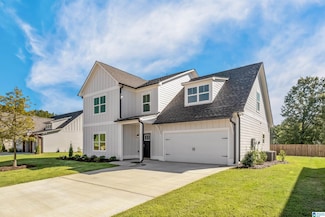 500 Avondale Ln, Pell City, AL 35128
