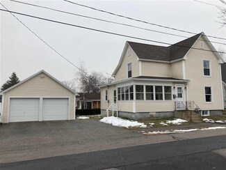 131 Riley Ave, Manchester, NH 03103