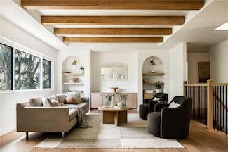 521 Fremont Dr, Pasadena, CA 91103
