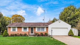 711 Sherwick Rd, Newark, OH 43055