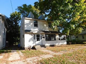 211 N 8th St, Niles, MI 49120