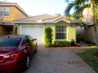 3317 Commodore Ct, West Palm Beach, FL 33411