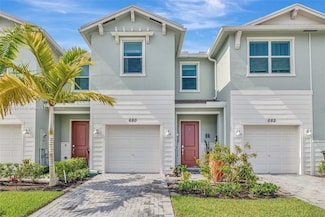 680 SE Lake Falls St, Port St. Lucie, FL 34984