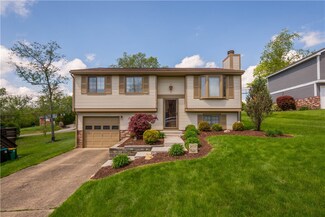2764 Ravenwood Dr, Bridgeville, PA 15017