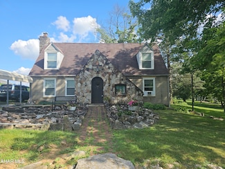 1194 Spang St Unit ext., Roaring Spring, PA 16673