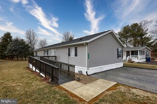 119 Tulip Cir, Ephrata, PA 17522
