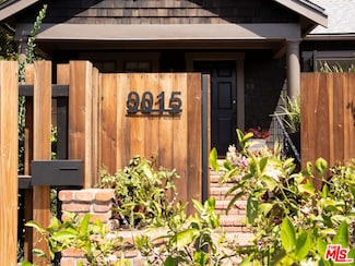 9015 Keith Ave, West Hollywood, CA 90069