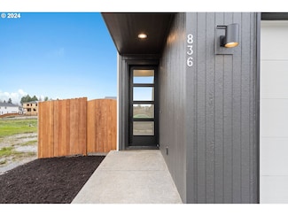 836 NW 175th Way, Ridgefield, WA 98642